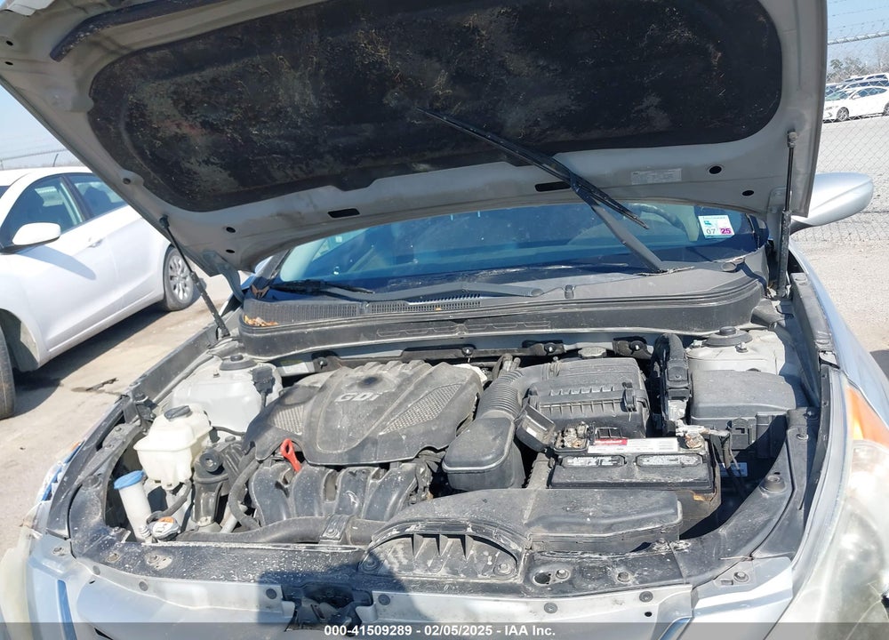 2013 HYUNDAI SONATA VIN: 5NPEB4AC5DH615569