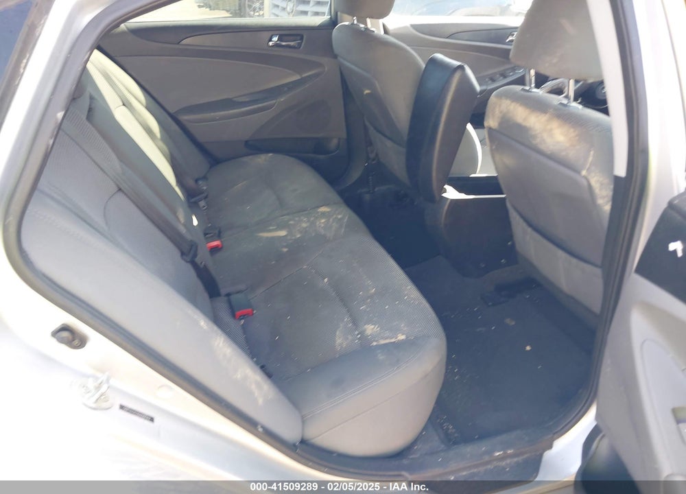 2013 HYUNDAI SONATA VIN: 5NPEB4AC5DH615569