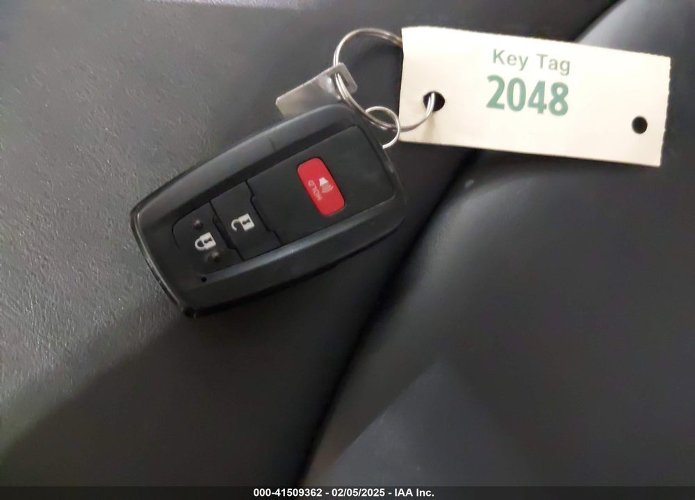 2022 TOYOTA PRIUS VIN: JTDL9MFUXN3039673