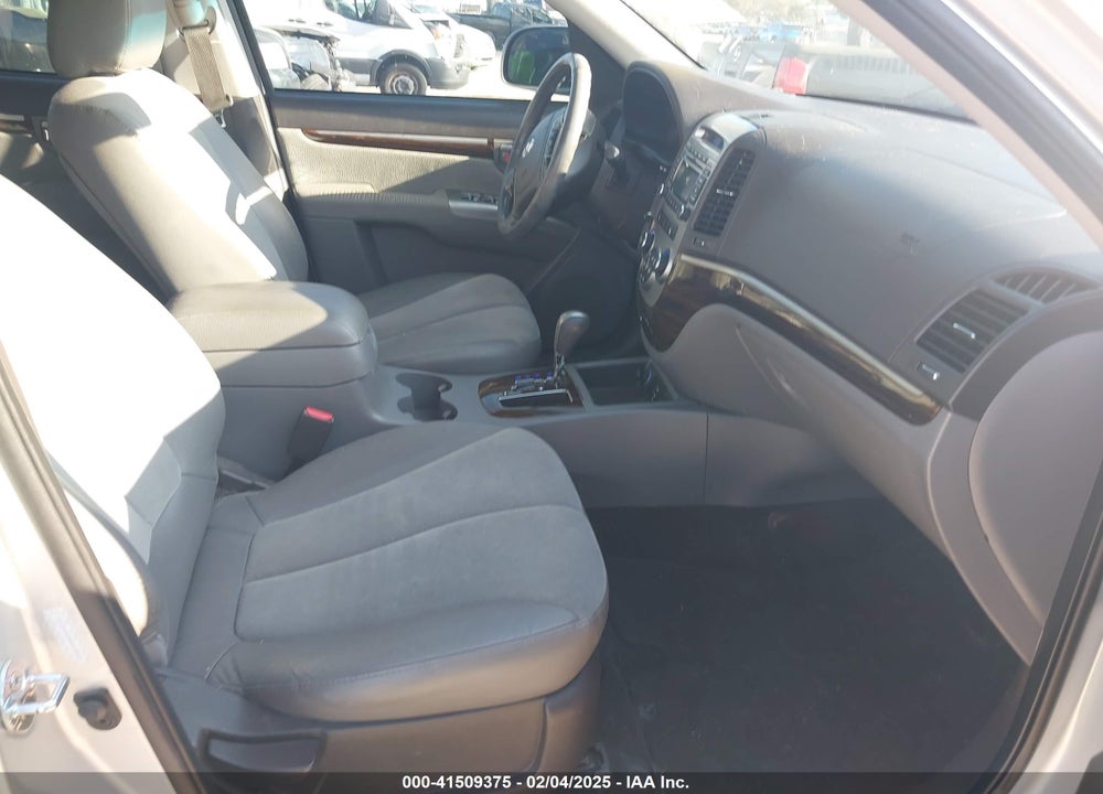2011 HYUNDAI SANTA FE SE VIN: 5XYZH4AG4BG059813