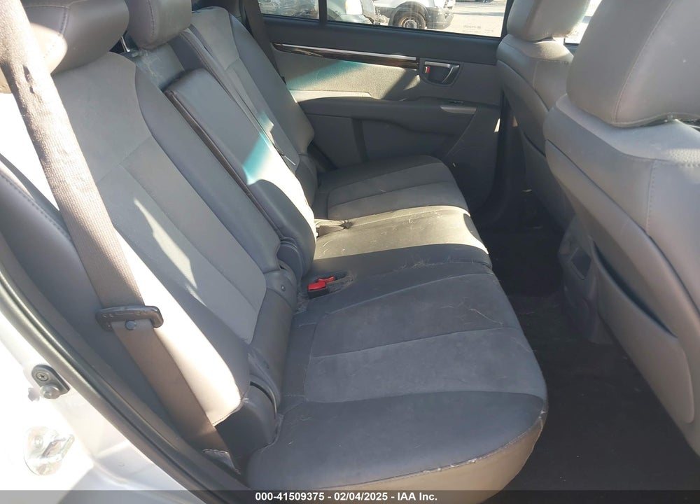2011 HYUNDAI SANTA FE SE VIN: 5XYZH4AG4BG059813