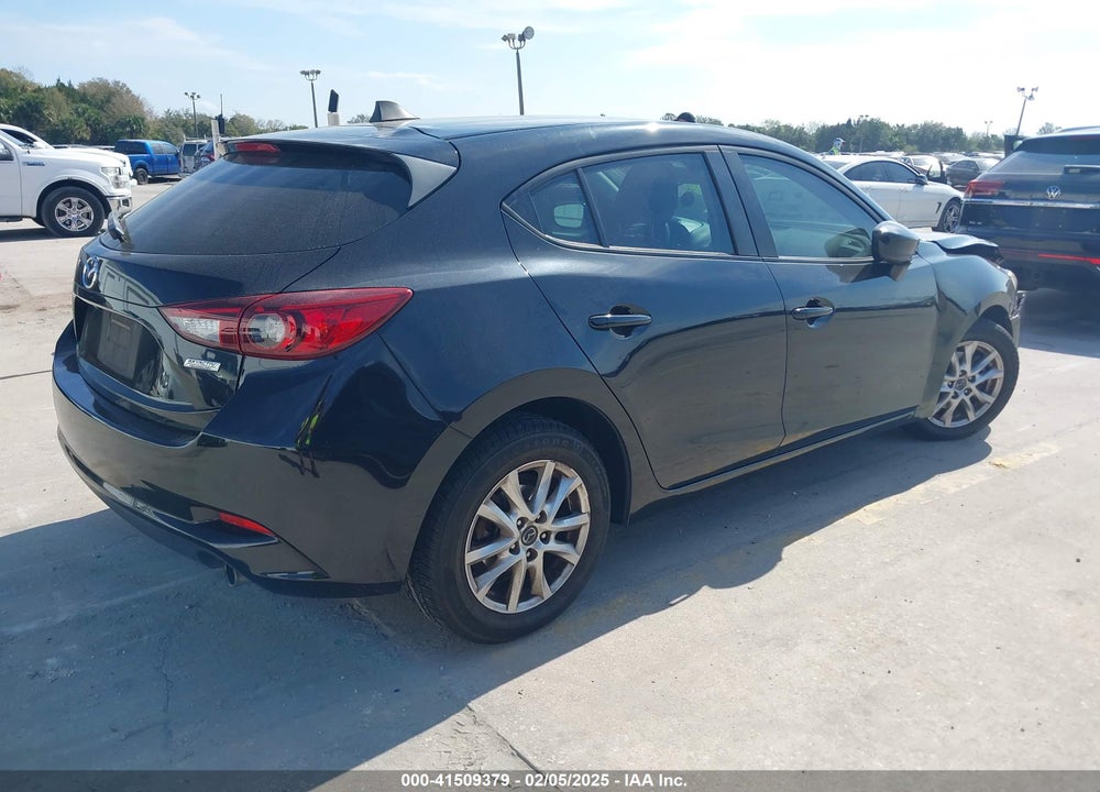 2018 MAZDA MAZDA3 VIN: 3MZBN1K7XJM187768