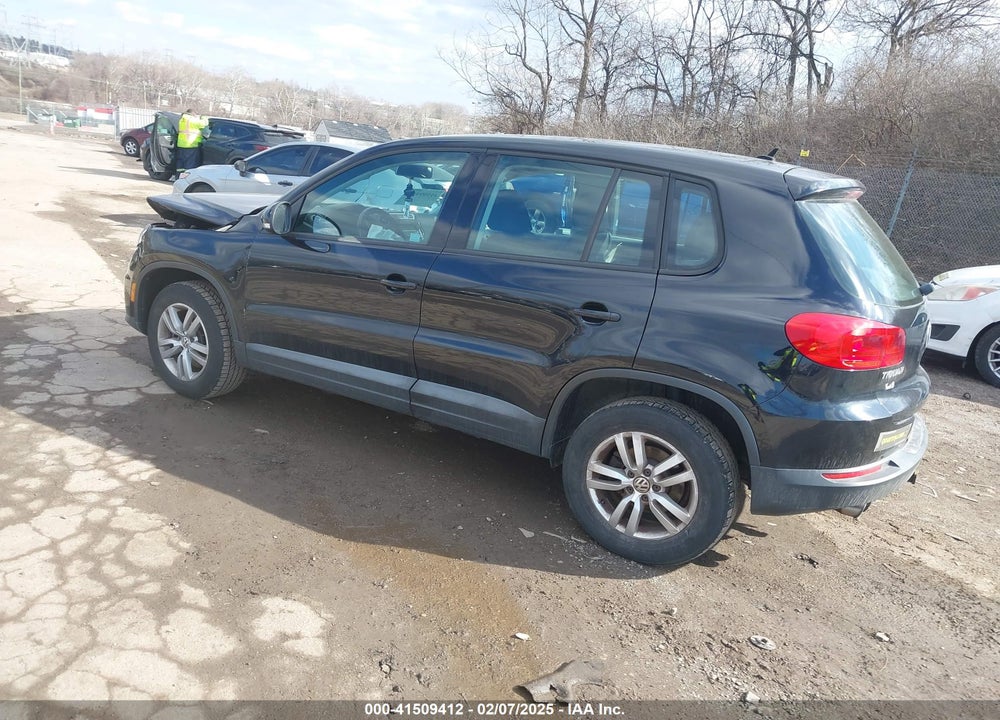 2014 VOLKSWAGEN TIGUAN VIN: WVGBV3AX7EW548424