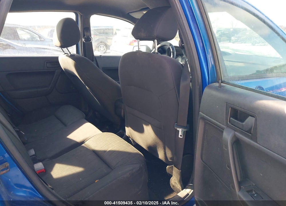 2011 FORD FOCUS VIN: 1FAHP3FN7BW144430