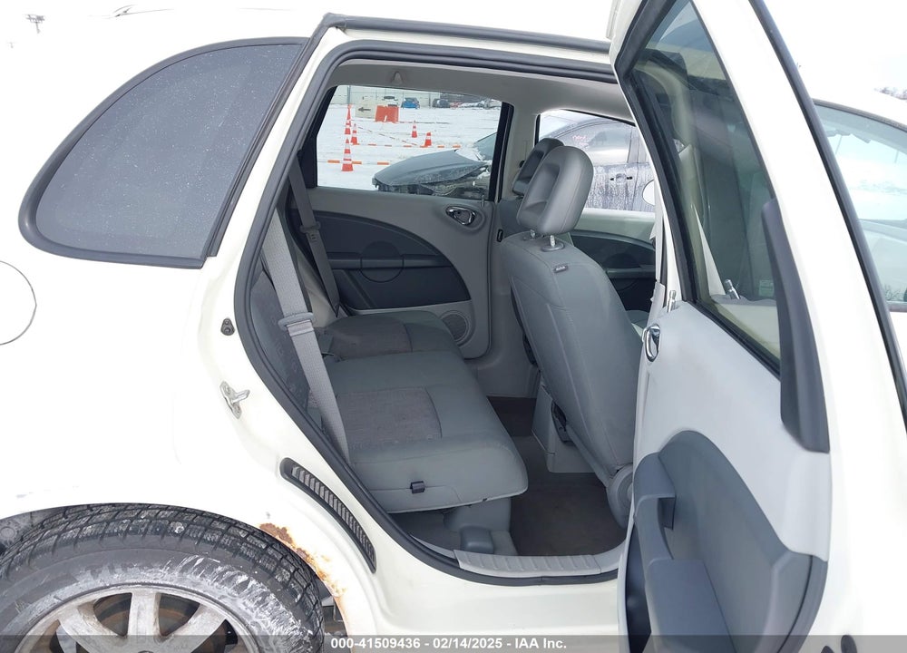 2008 CHRYSLER PT CRUISER LX VIN: 3A8FY48B18T243467