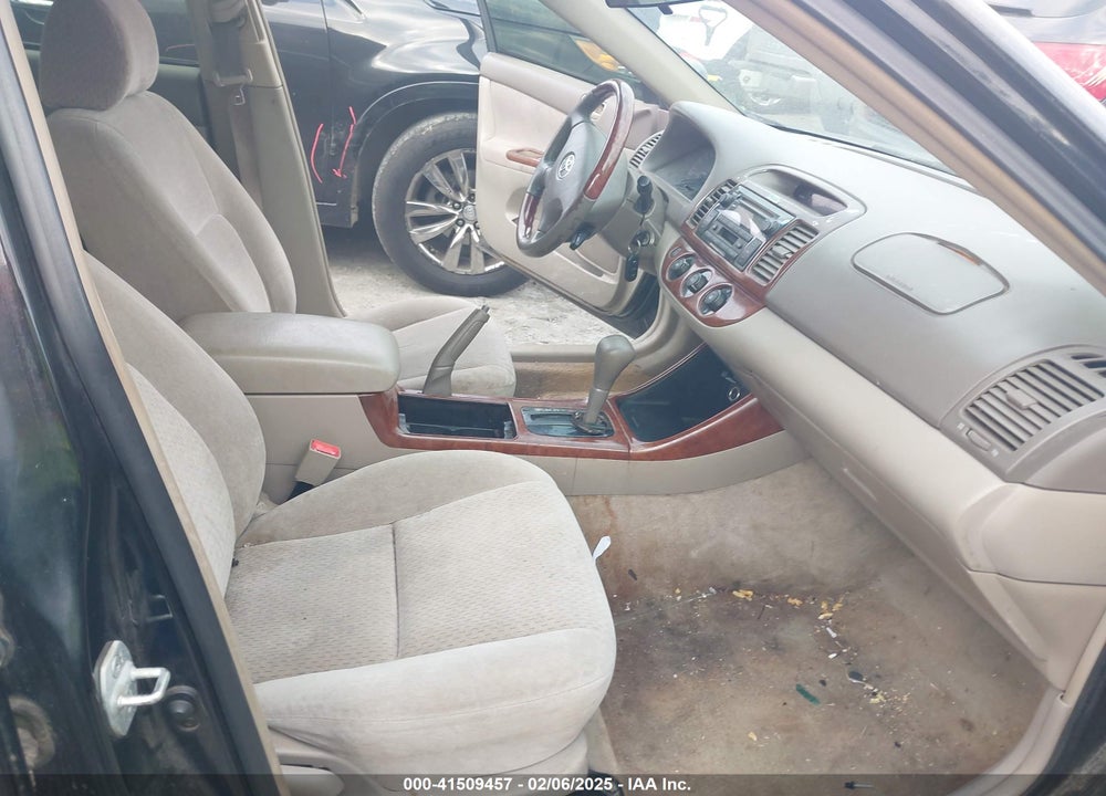 2002 TOYOTA CAMRY LE VIN: 4T1BE32K62U621003