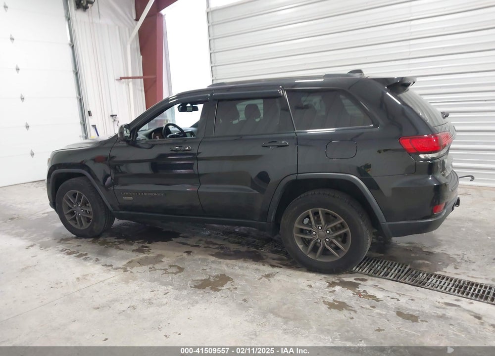 2016 JEEP GRAND CHEROKEE VIN: 1C4RJFAG8GC476475