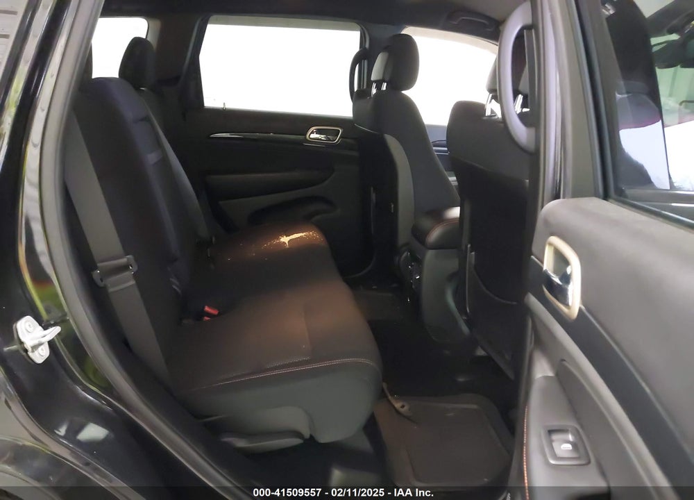 2016 JEEP GRAND CHEROKEE VIN: 1C4RJFAG8GC476475