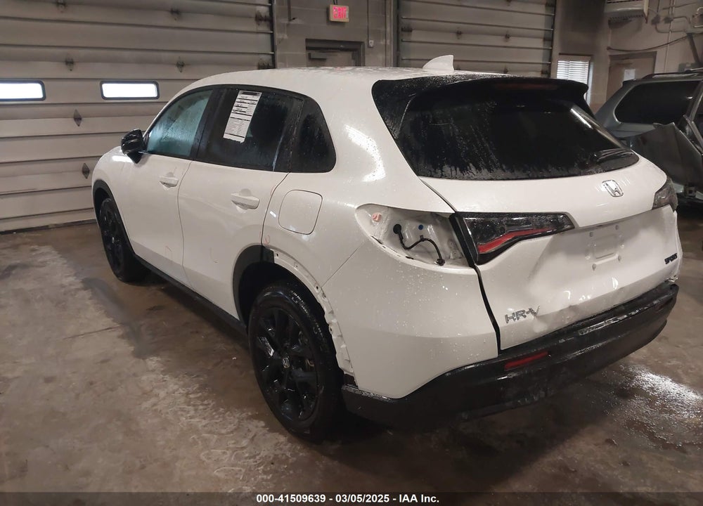 2024 HONDA HR-V AWD SPORT/AWD SPORT W/O BSI VIN: 3CZRZ2H58RM769424