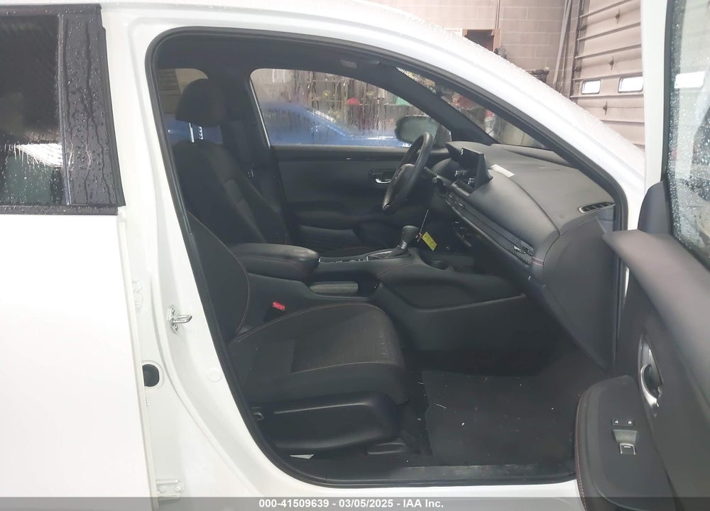 2024 HONDA HR-V AWD SPORT/AWD SPORT W/O BSI VIN: 3CZRZ2H58RM769424