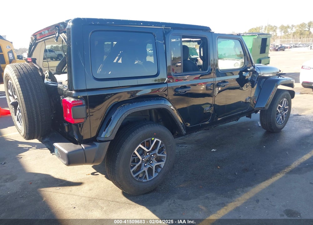 2025 JEEP WRANGLER 4-DOOR SAHARA 4X4 VIN: 1C4PJXEN1SW526548