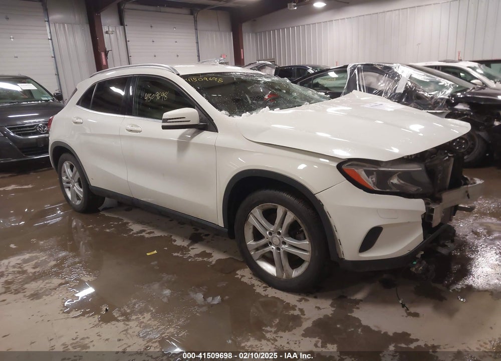 2015 MERCEDES-BENZ GLA 250 4MATIC VIN: WDCTG4GB0FJ174137
