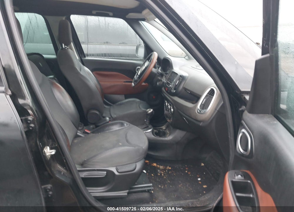 2014 FIAT 500L VIN: ZFBCFADH0EZ012771