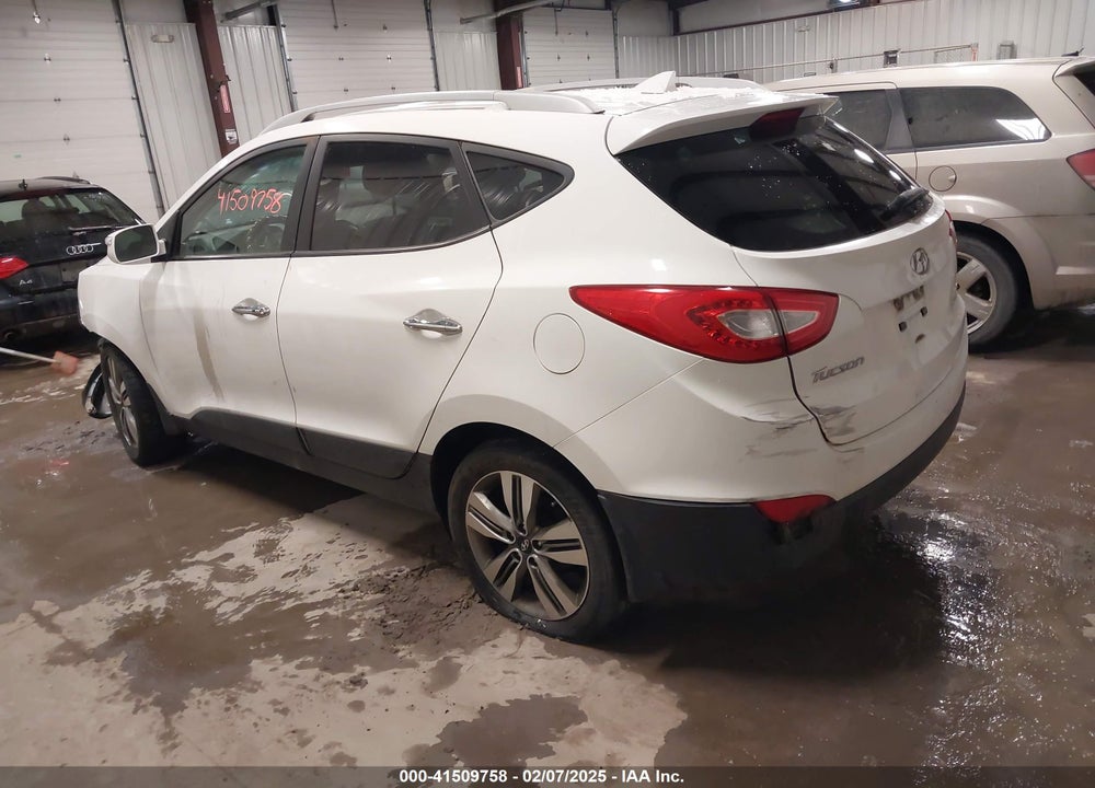 2015 HYUNDAI TUCSON LIMITED VIN: KM8JU3AG4FU987057