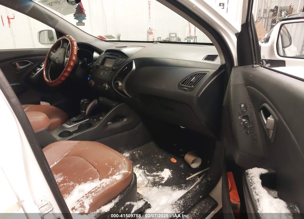 2015 HYUNDAI TUCSON LIMITED VIN: KM8JU3AG4FU987057