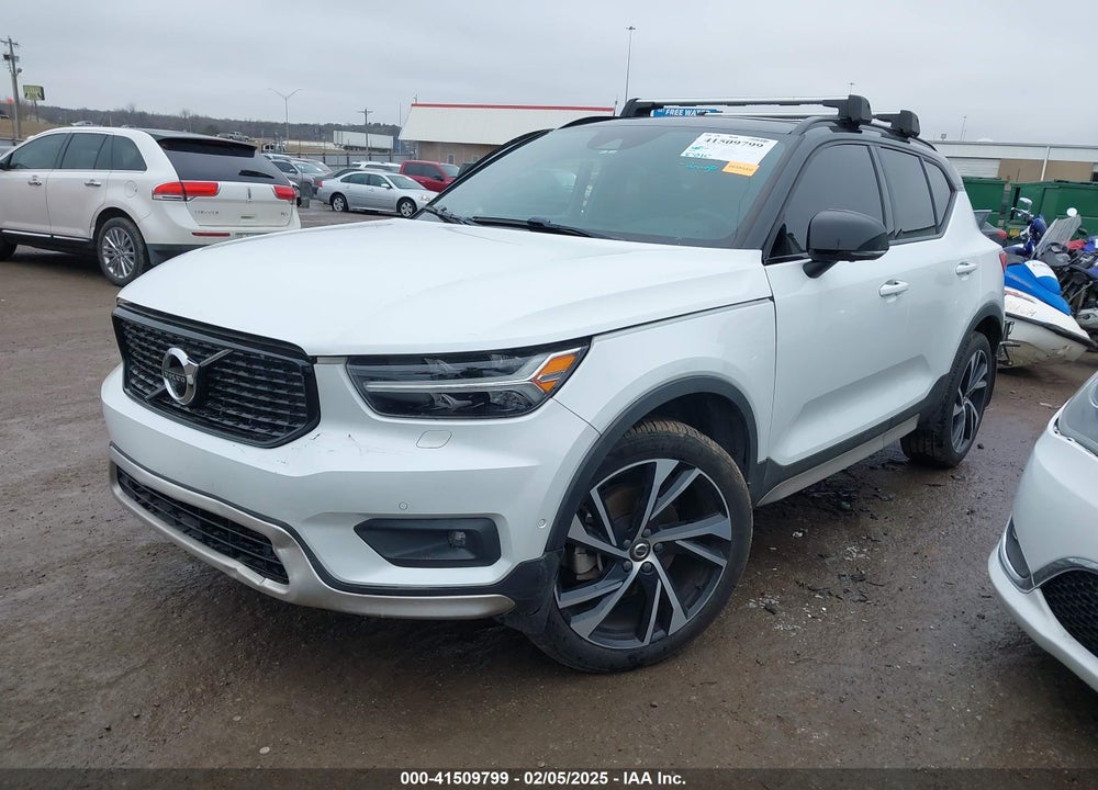 2019 VOLVO XC40 VIN: YV4162UM6K2123298