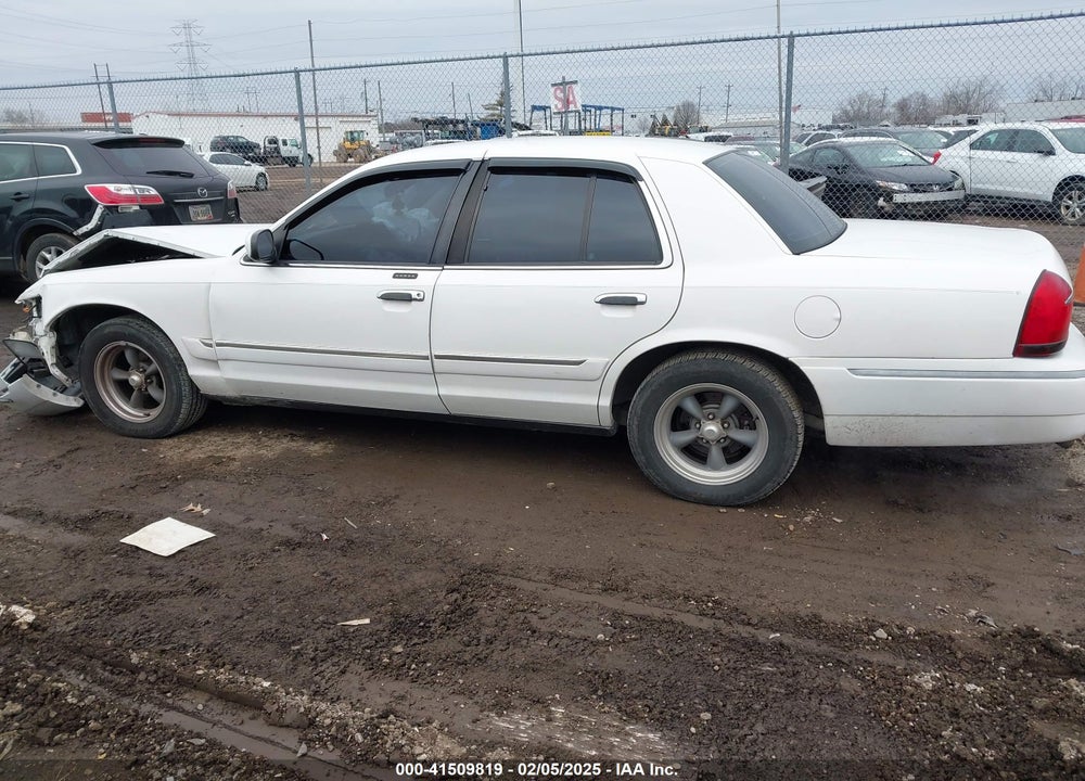 1999 MERCURY GRAND MARQUIS GS VIN: 2MEFM74W8XX662537