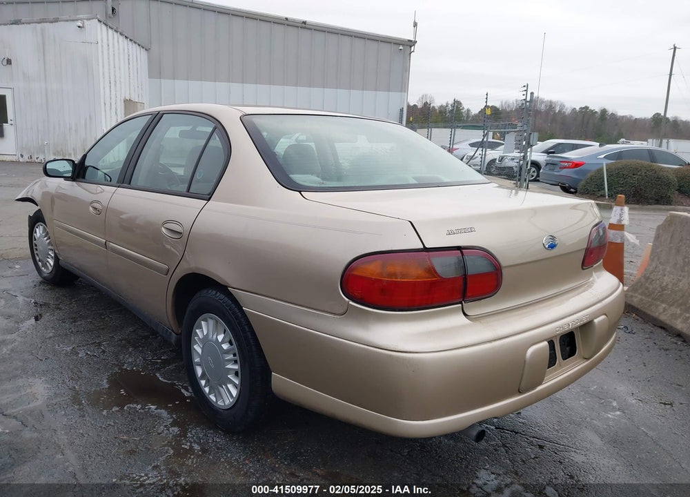 2005 CHEVROLET CLASSIC VIN: 1G1ND52F85M132957