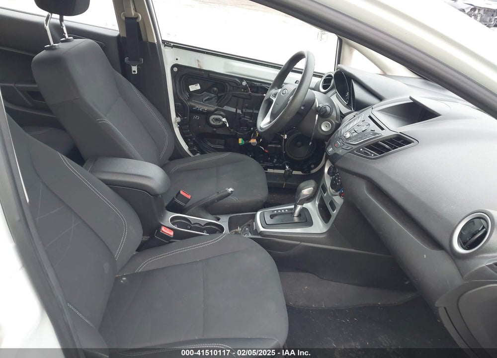 2019 FORD FIESTA VIN: 3FADP4BJ8KM102601