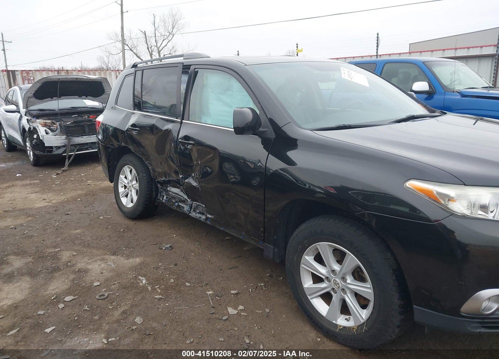 2012 TOYOTA HIGHLANDER SE V6 VIN: 5TDBK3EH5CS102138