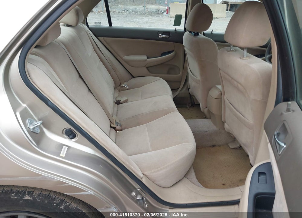 2006 HONDA ACCORD VIN: JHMCM56196C007775
