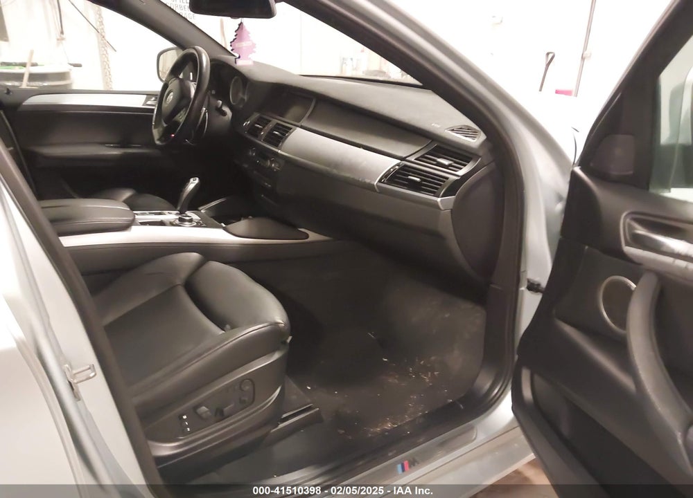 2014 BMW X6 M VIN: 5YMGZ0C52E0C40700