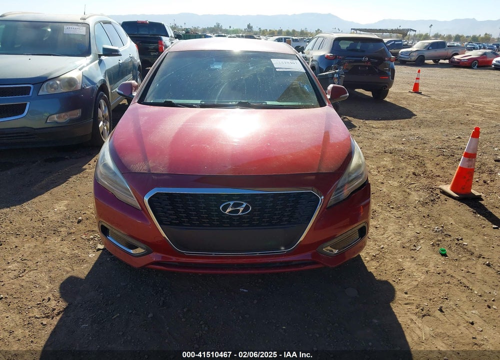 2016 HYUNDAI SONATA HYBRID VIN: KMHE24L15GA010728