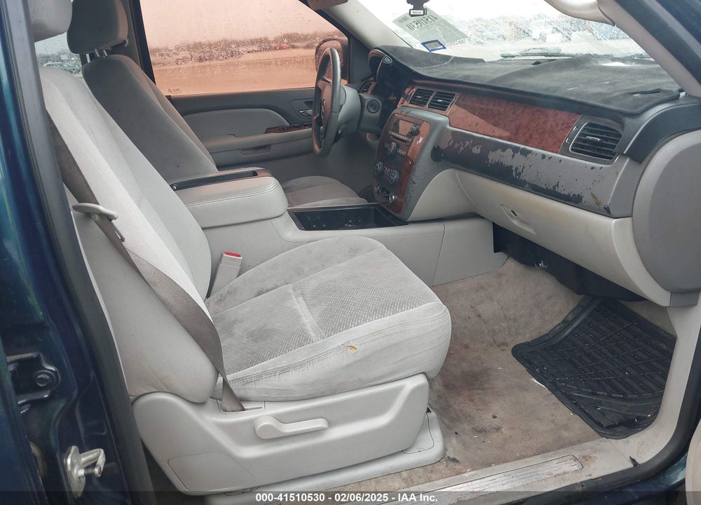 2007 CHEVROLET TAHOE LT VIN: 1GNFK13037R180481