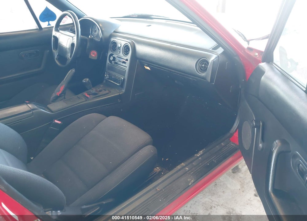 1992 MAZDA MX-5 MIATA VIN: JM1NA351XN0304420