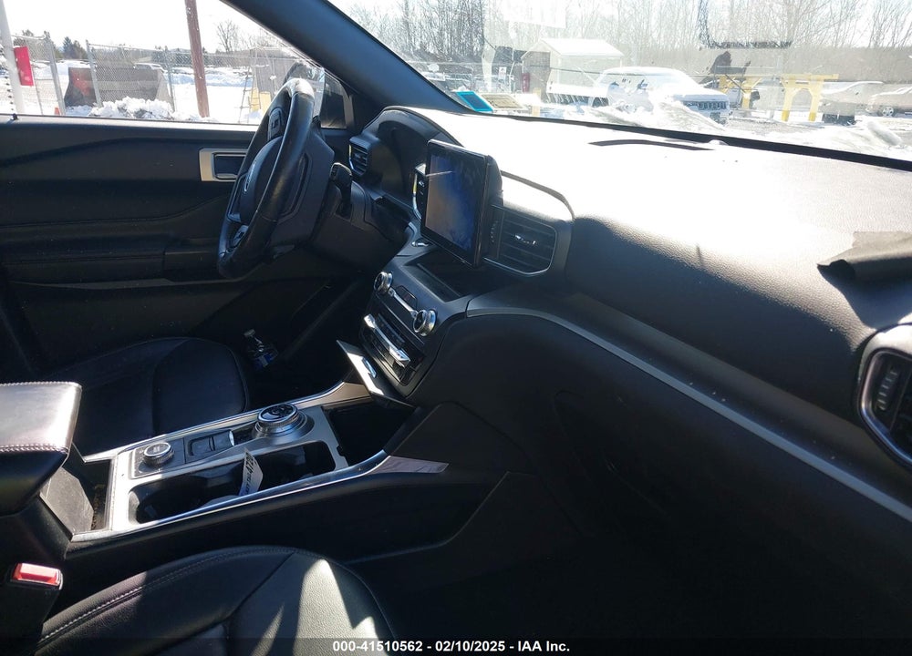 2020 FORD EXPLORER XLT VIN: 1FMSK8DH4LGC20377