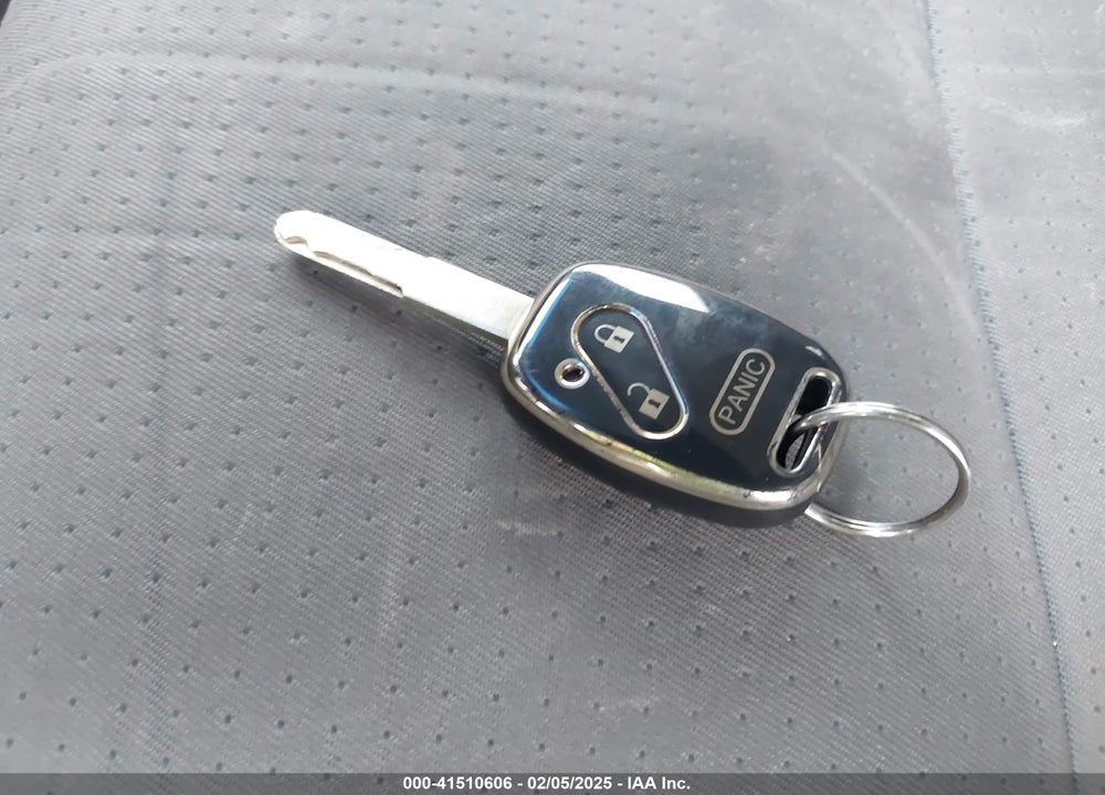 2008 HONDA PILOT VP VIN: 5FNYF18218B002916