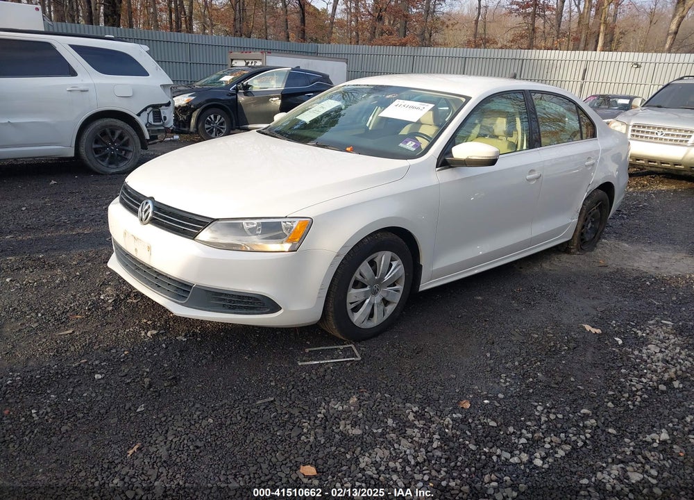 2013 VOLKSWAGEN JETTA VIN: 3VWDP7AJ7DM252440