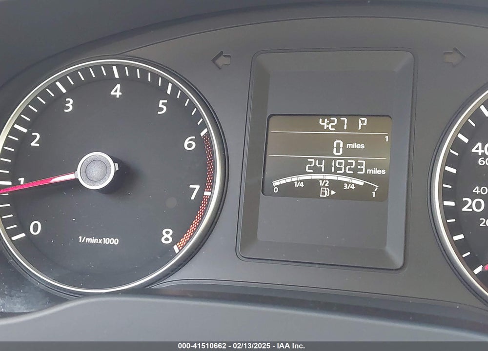 2013 VOLKSWAGEN JETTA VIN: 3VWDP7AJ7DM252440