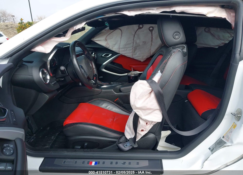 2019 CHEVROLET CAMARO VIN: 1G1FH1R77K0155679