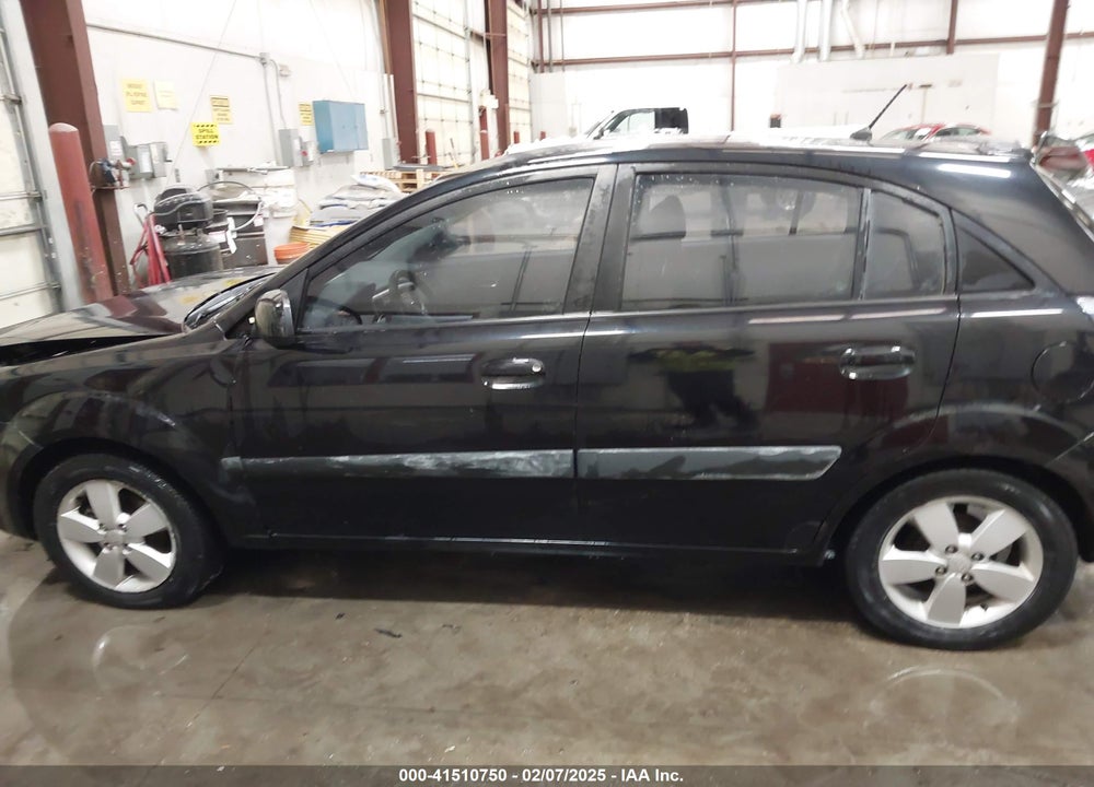 2007 KIA RIO5 SX VIN: KNADE163476268726