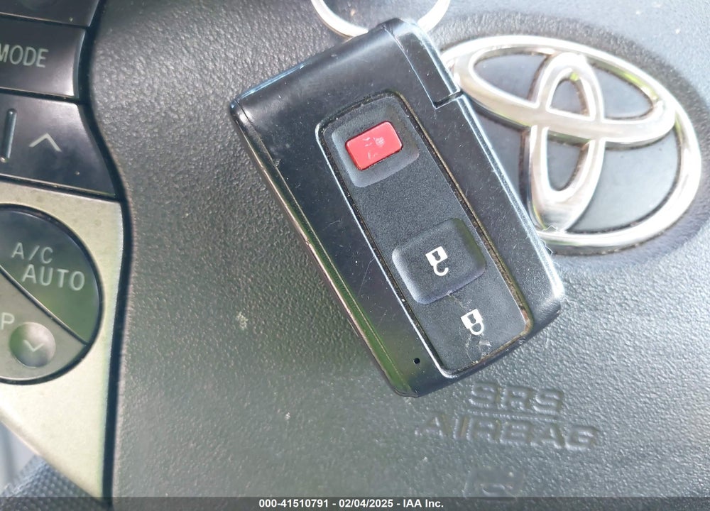 2005 TOYOTA PRIUS VIN: JTDKB20U353043397