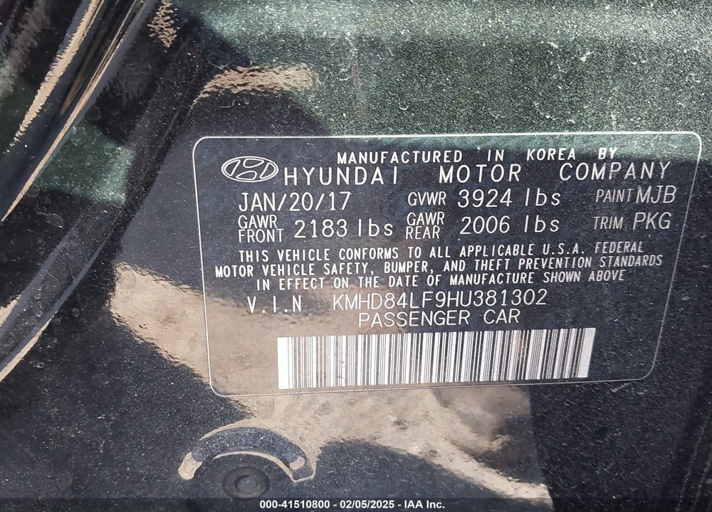 2017 HYUNDAI ELANTRA VIN: KMHD84LF9HU381302
