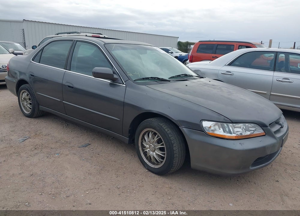 1998 HONDA ACCORD EX VIN: 1HGCG5659WA206513