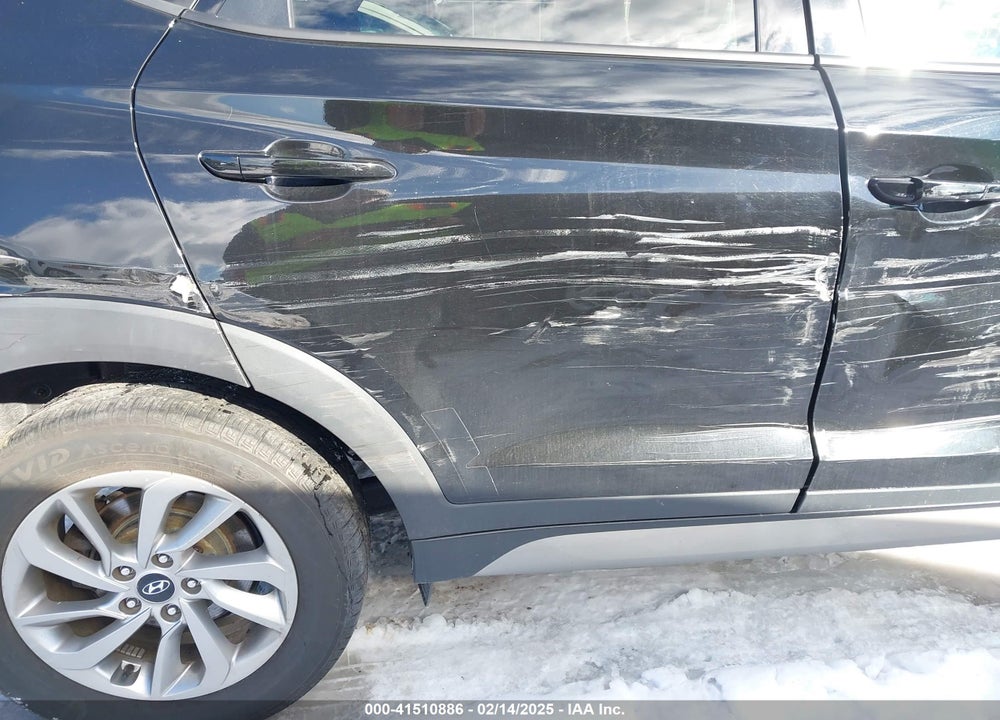 2017 HYUNDAI TUCSON VIN: KM8J3CA45HU587519