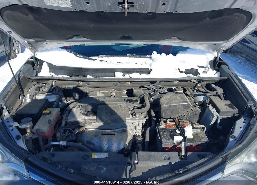 2016 TOYOTA RAV4 XLE VIN: 2T3RFREV8GW427091