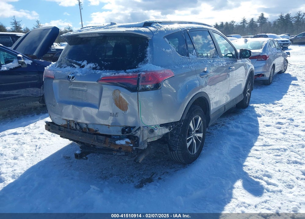 2016 TOYOTA RAV4 XLE VIN: 2T3RFREV8GW427091