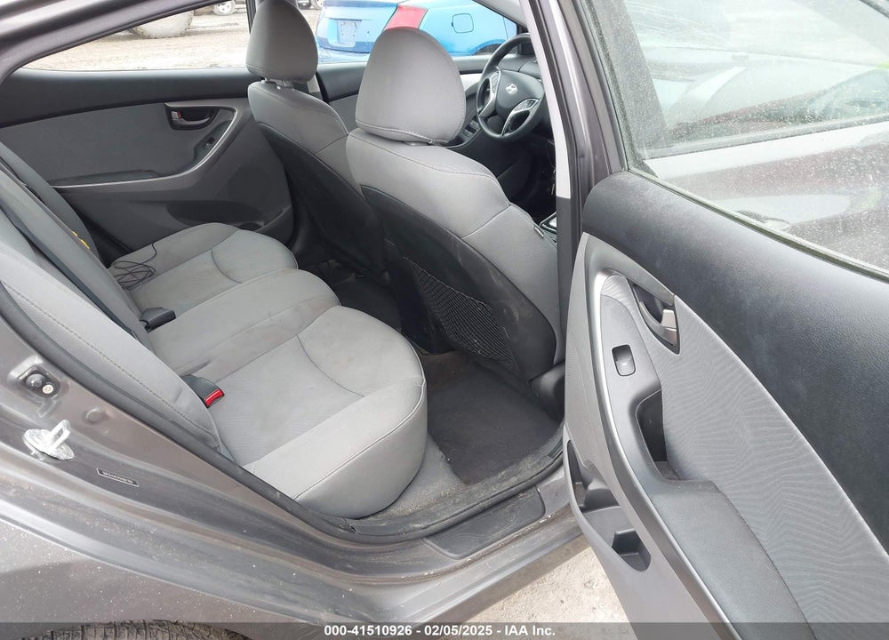 2012 HYUNDAI ELANTRA VIN: 5NPDH4AE0CH061769