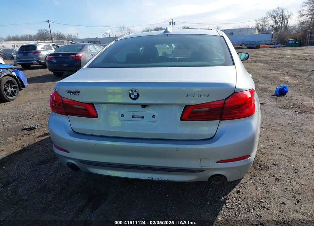 2019 BMW 530 VIN: WBAJA7C57KWC77780