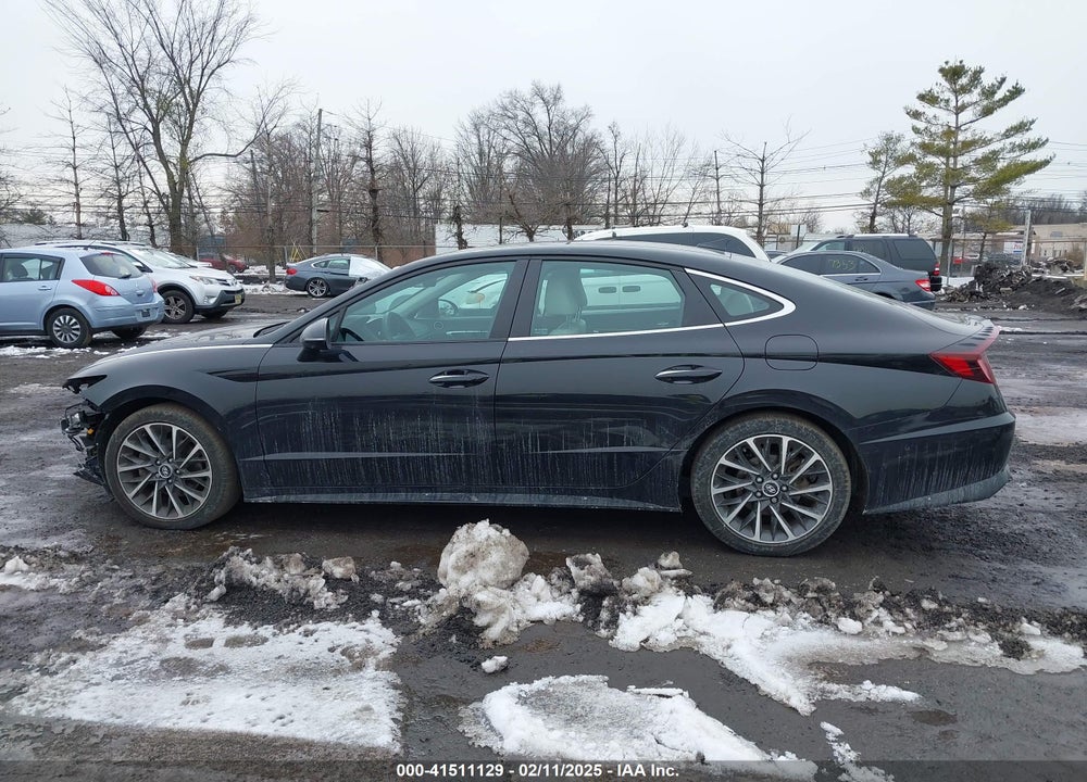 2022 HYUNDAI SONATA VIN: KMHL34J24NA180477