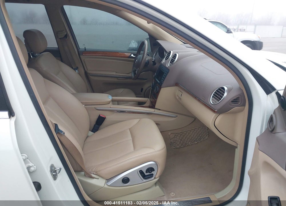 2009 MERCEDES-BENZ GL 450 4MATIC VIN: 4JGBF71E49A528489