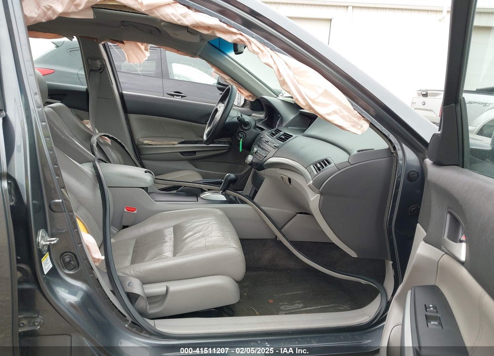 2008 HONDA ACCORD 2.4 EX-L VIN: 1HGCP268X8A047089