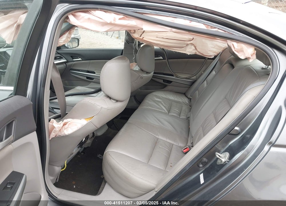 2008 HONDA ACCORD 2.4 EX-L VIN: 1HGCP268X8A047089