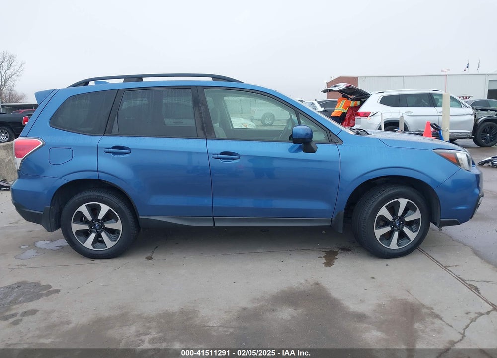 2018 SUBARU FORESTER 2.5I PREMIUM VIN: JF2SJAGCXJH533361