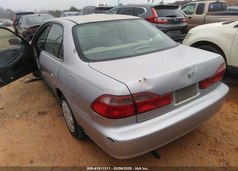 1998 HONDA ACCORD LX VIN: 1HGCG564XWA146684