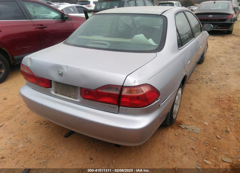 1998 HONDA ACCORD LX VIN: 1HGCG564XWA146684